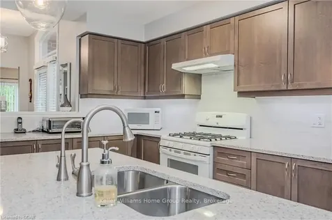 34 Annmoore Crescent Guelph ON N1L 0J1