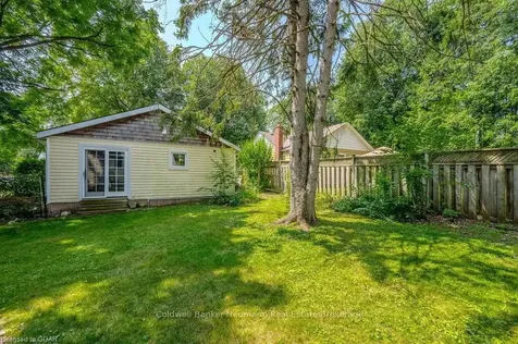 17 Merritt Boulevard Guelph ON N1H 6E1