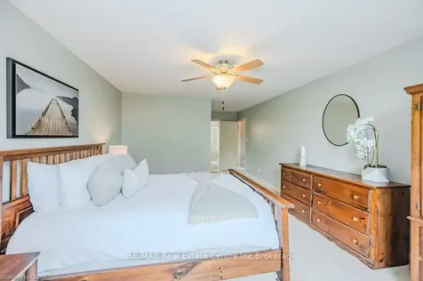 17 Westra Drive Guelph ON N1K 1Z7