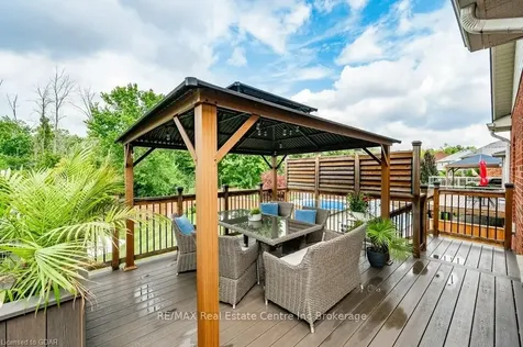 17 Westra Drive Guelph ON N1K 1Z7
