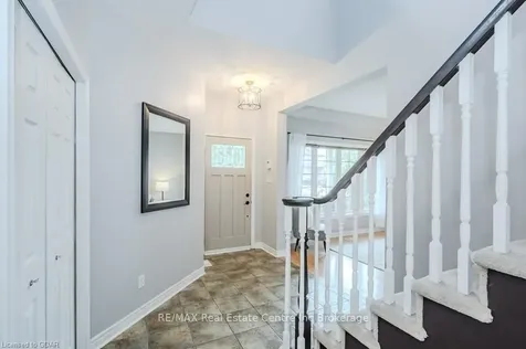 17 Westra Drive Guelph ON N1K 1Z7
