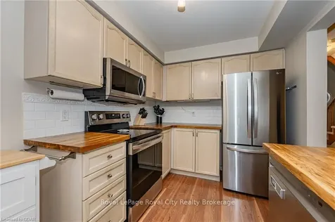 60 Ptarmigan Drive Guelph ON N1C 1E5