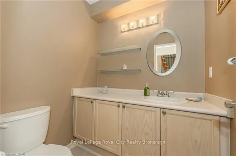 60 Ptarmigan Drive Guelph ON N1C 1E5
