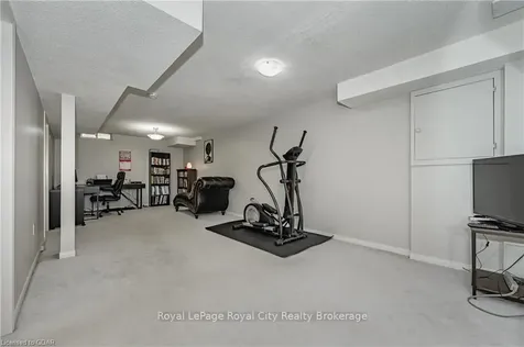 60 Ptarmigan Drive Guelph ON N1C 1E5