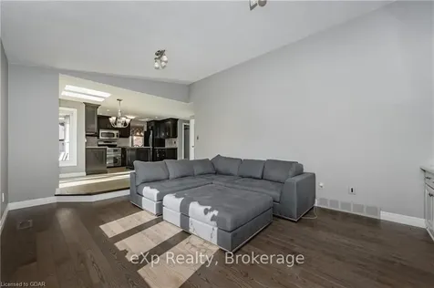 17 Sunrise Court Guelph ON N1K 1J3