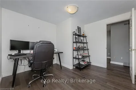 17 Sunrise Court Guelph ON N1K 1J3