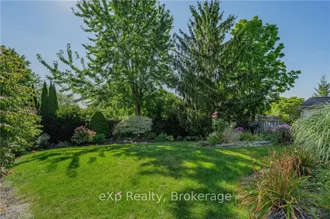 17 Sunrise Court Guelph ON N1K 1J3