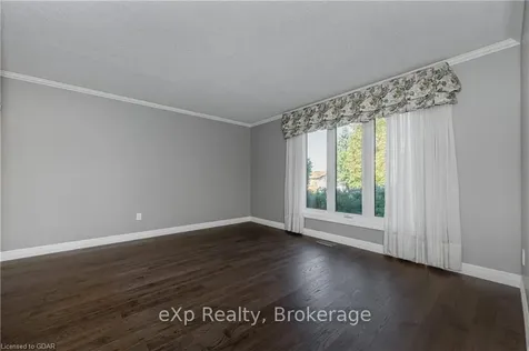 17 Sunrise Court Guelph ON N1K 1J3