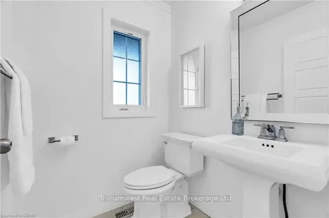 83 Netherwood Road Kitchener ON N2P 0E4