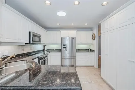 59 Parkside Drive Guelph ON N1G 4X7