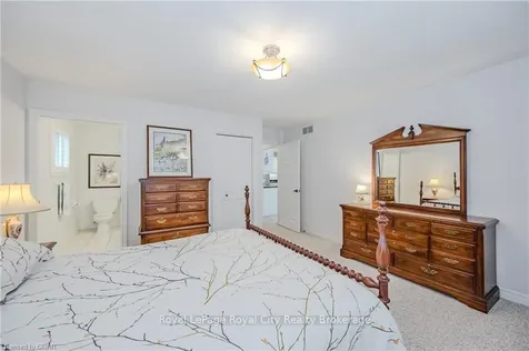 59 Parkside Drive Guelph ON N1G 4X7