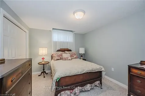 59 Parkside Drive Guelph ON N1G 4X7