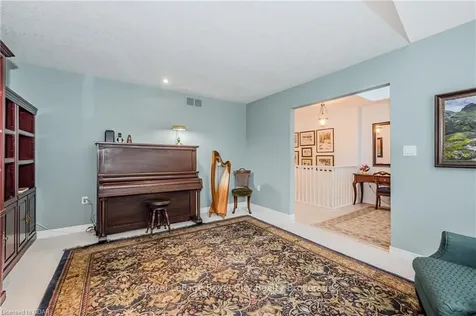 59 Parkside Drive Guelph ON N1G 4X7