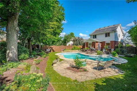 28 Thompson Drive Guelph ON N1E 7A5