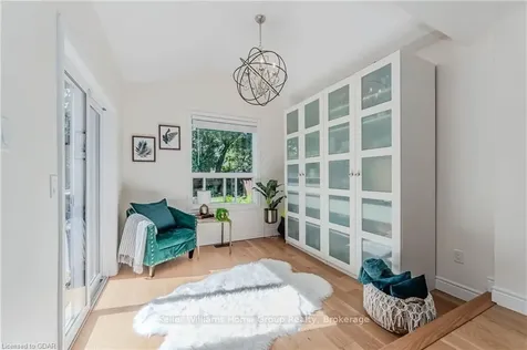 28 Thompson Drive Guelph ON N1E 7A5