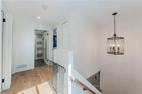 28 Thompson Drive Guelph ON N1E 7A5
