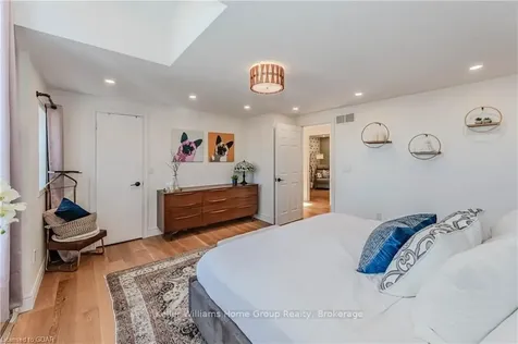 28 Thompson Drive Guelph ON N1E 7A5