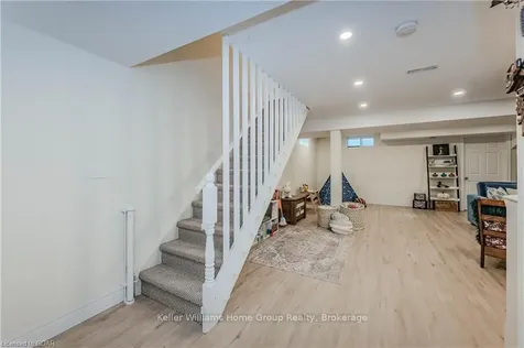 28 Thompson Drive Guelph ON N1E 7A5