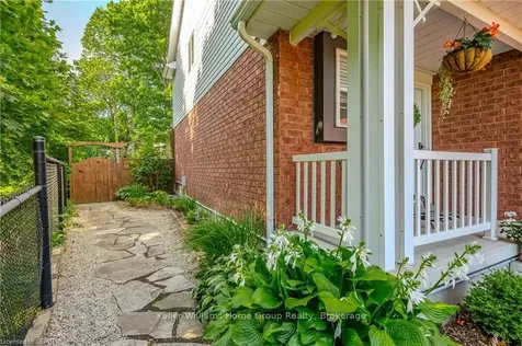 28 Thompson Drive Guelph ON N1E 7A5