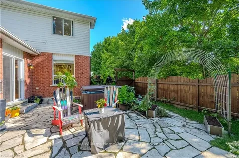 28 Thompson Drive Guelph ON N1E 7A5