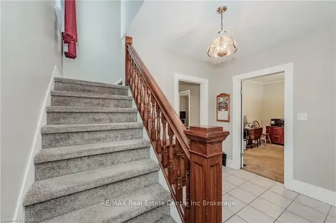 25 Meadowview Avenue Guelph ON N1H 5S4