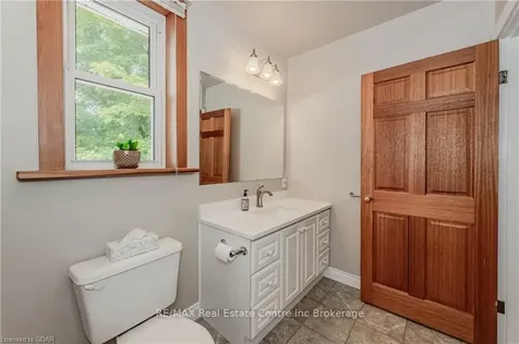 25 Meadowview Avenue Guelph ON N1H 5S4