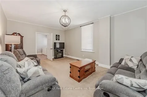 25 Meadowview Avenue Guelph ON N1H 5S4