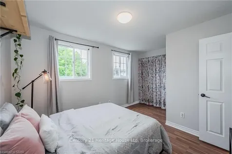 9 Troy Crescent Guelph ON N1E 6W7