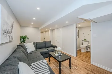 9 Troy Crescent Guelph ON N1E 6W7