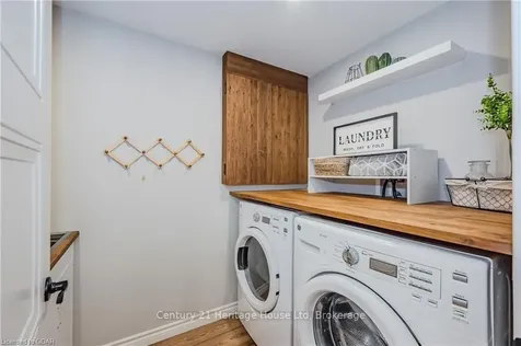 9 Troy Crescent Guelph ON N1E 6W7