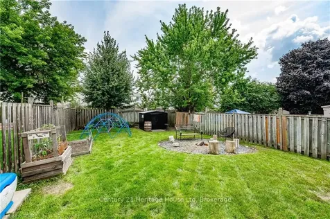9 Troy Crescent Guelph ON N1E 6W7