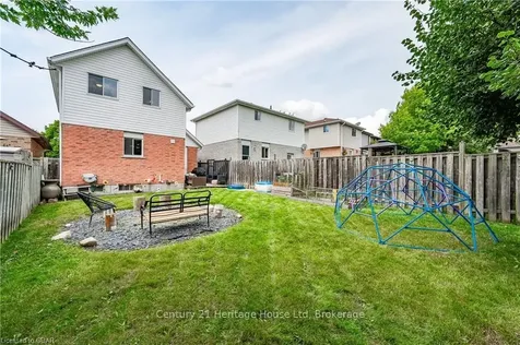 9 Troy Crescent Guelph ON N1E 6W7