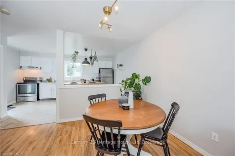 9 Troy Crescent Guelph ON N1E 6W7