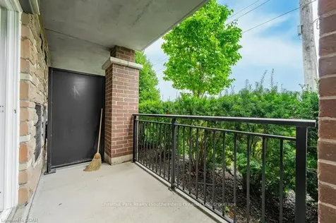 67 Kingsbury Square Guelph ON N1L 0L3