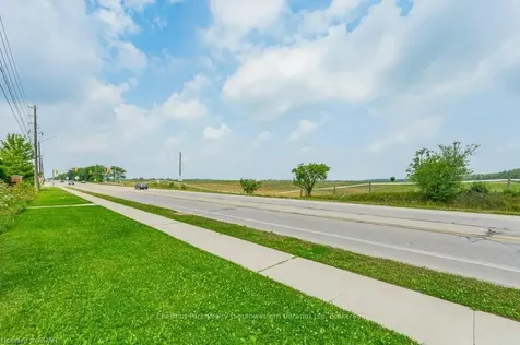 67 Kingsbury Square Guelph ON N1L 0L3