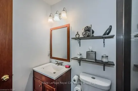 16 Lyle Place Guelph ON N1L 1A8