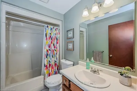 16 Lyle Place Guelph ON N1L 1A8