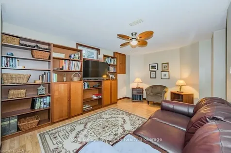 16 Lyle Place Guelph ON N1L 1A8