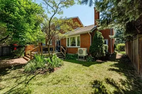 16 Lyle Place Guelph ON N1L 1A8