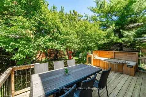 16 Lyle Place Guelph ON N1L 1A8
