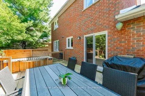 16 Lyle Place Guelph ON N1L 1A8