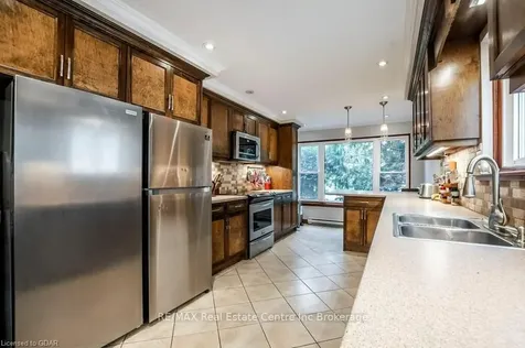 10 Northwood Crescent Guelph ON N1H 6Z4