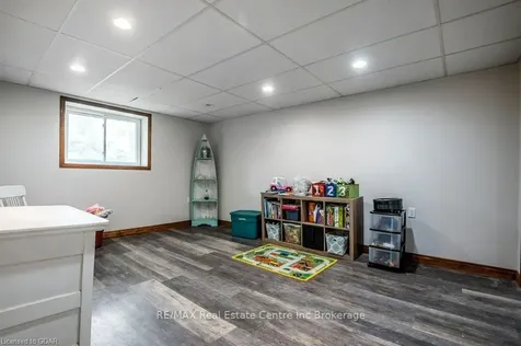 10 Northwood Crescent Guelph ON N1H 6Z4