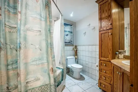 10 Northwood Crescent Guelph ON N1H 6Z4