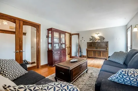 10 Northwood Crescent Guelph ON N1H 6Z4