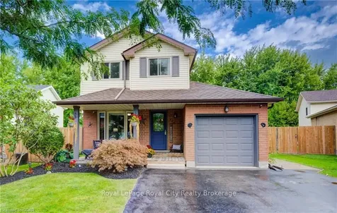 440 Flannery Drive Centre Wellington ON N1M 3P3