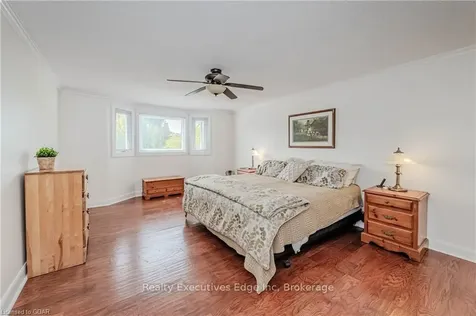 6 Cranberry Court Guelph ON N1K 1R7
