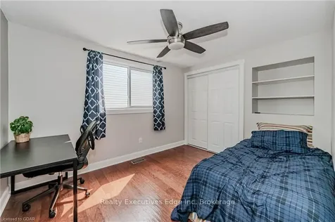 6 Cranberry Court Guelph ON N1K 1R7