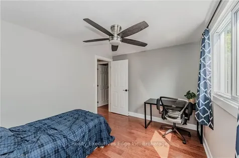 6 Cranberry Court Guelph ON N1K 1R7