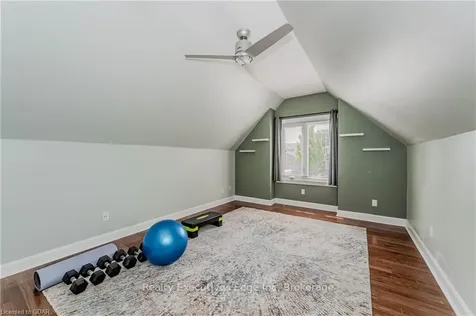 6 Cranberry Court Guelph ON N1K 1R7